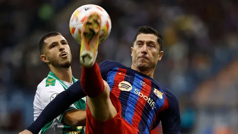 Barcelona survives Betis to set up Clásico in Supercopa