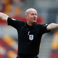 Ref Lee Mason dropped from weekend Premier League games