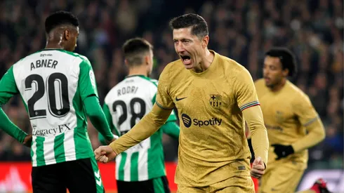 Barcelona bounces Betis to go eight points clear over Real