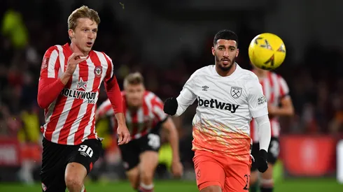 Premier League clubs to ban betting sponsors on front of shirts