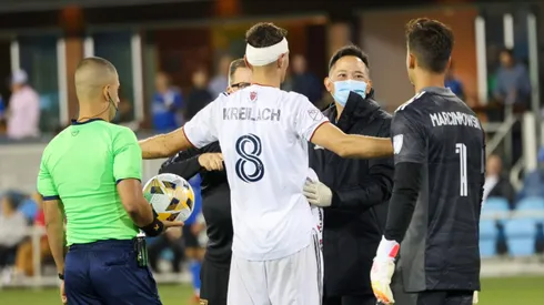 September 15, 2021, San Jose, California, U.S: Real Salt Lake Midfielder DAMIR KREILACH 8 takes the concussion protocol on field test from the Real Salt Lake Medical staff during the MLS, Fussball Herren, USA match between the San Jose Earthquakes and Real Salt Lake at PayPal Park in San Jose, California San Jose U.S. – ZUMAm132 20210915_zap_m132_067 Copyright: xJeffxMulvihillxJr.x