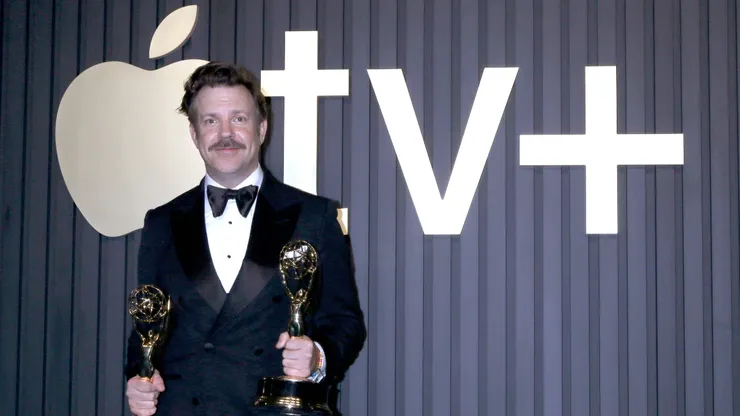 September 12, 2022, Los Angeles, CA, USA: LOS ANGELES – SEP 12: Jason Sudeikis at the Apple TV Primetime Emmy Party Red Carpet at Mother Wolf on September 12, 2022 in Los Angeles, CA Los Angeles USA – ZUMAb170 20220912_zap_b170_084 Copyright: xKayxBlakex