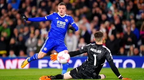 Leeds, Leicester draw opens door at bottom of EPL table