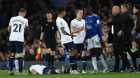Sean Dyche blasts Harry Kane for reaction to red card clash