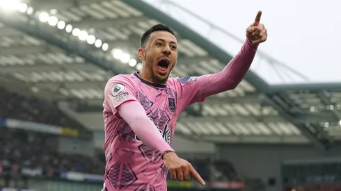 Everton and Forest wins put Leeds and Leicester in the hot seat