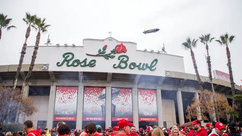 El Trafico at Rose Bowl set to break MLS attendance record