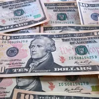 Average cable bill climbs to $1,618/year, up 52% over 3 years