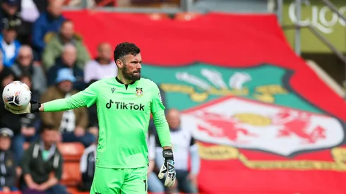 Wrexham brings back goalkeeper Ben Foster on new 1-year deal