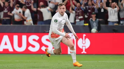 Late Bowen goal gives West Ham Europa Conference title