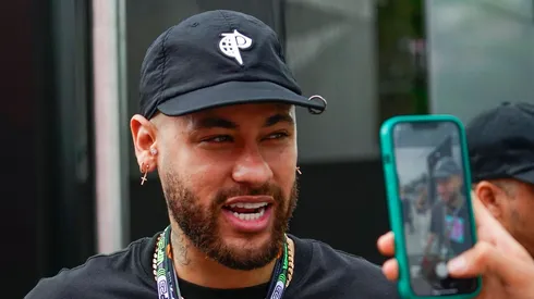 Neymar missing from PSG training due to bizarre reason