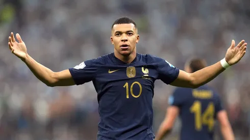 Free transfer or new PSG deal? Mbappe finally makes up mind