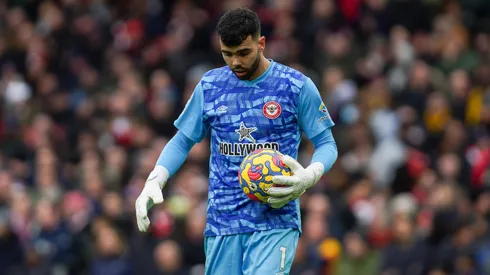 Arsenal targeting Raya to give Ramsdale competition