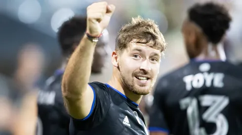 CF Montreal midfielder banned for playing in amateur league