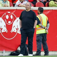 Bruce Arena puts name in hat for DC United job