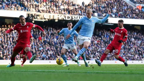 Liverpool hold Man City in top of the table clash