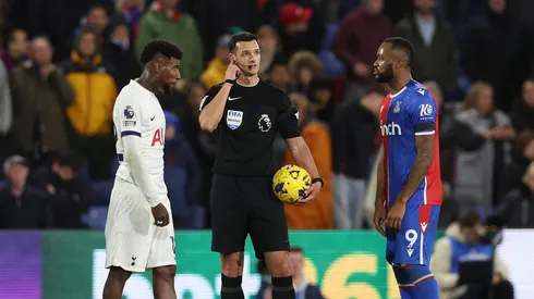 Premier League asks airline pilots for help in VAR confusion