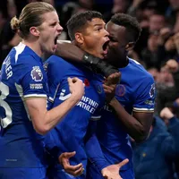 Chelsea hold Man City in eight goal thriller