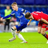 Chelsea advances to League Cup Final with Boro demolition