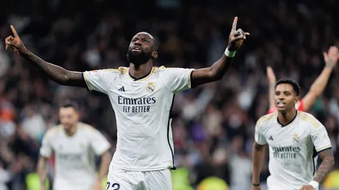 Real Madrid hits Atletico for five in Supercopa semifinals