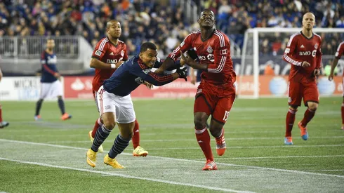 American football lines have no business on pro soccer fields