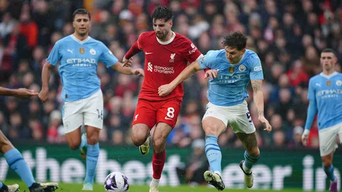 Liverpool share spoils with Man City as Arsenal stay top