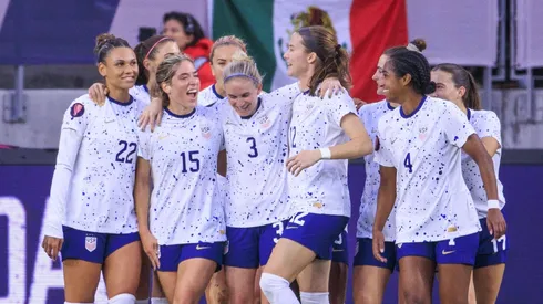 USWNT bounces back in W Gold Cup, faces Canada in semifinal