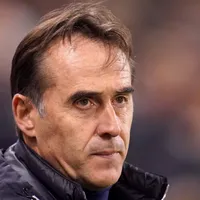 Ex-Wolves coach Lopetegui signs deal with West Ham