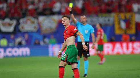 Portugal defeats Czechia despite Martinez's uninspired tactics