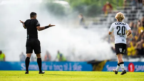 Fans who want VAR abolished in Norway suspend game