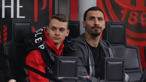 Ibrahimovic's son follows in father's footsteps with Milan contract