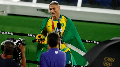 What soccer teams play in the Olympics?