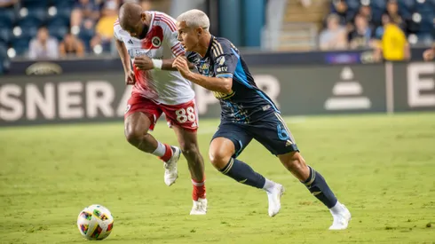 How does Cavan Sullivan debut at 14 compare to other sports?