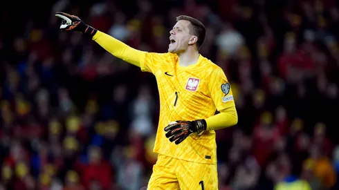 Barcelona targets retired Szczesny due to Ter Stegen injury