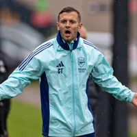 Wilshere set to leave Arsenal to be assistant coach at Norwich