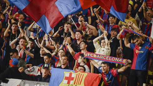 Barcelona fans barred from Champions League due to banner