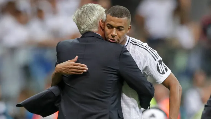 oach Carlo Ancelotti of Real Madrid (L) and Kylian Mbappe of Real Madrid seen in action during the UEFA SUPER CUP FINAL 2024 match between Real Madrid – Atalanta Bergamo at PGE National Stadium.