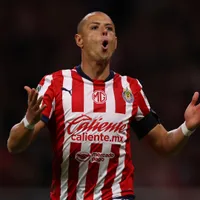 Chicharito Hernández's Chivas targets Barcelona legend to coach in Liga MX