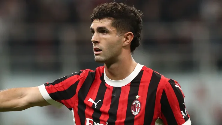 Christian Pulisic of AC Milan gestures during the Serie A match between AC Milan and SSC Napoli at Stadio Giuseppe Meazza on October 29, 2024 in Milan, Italy.