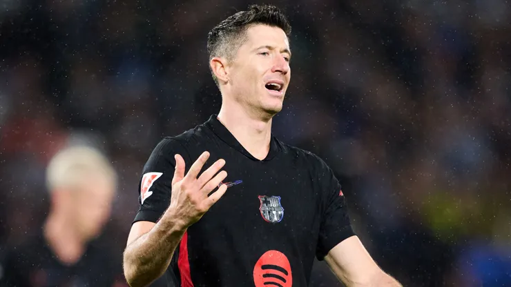 Robert Lewandowski of FC Barcelona reacts during the LaLiga match between Real Sociedad and FC Barcelona at Reale Arena on November 10, 2024 in San Sebastian, Spain.