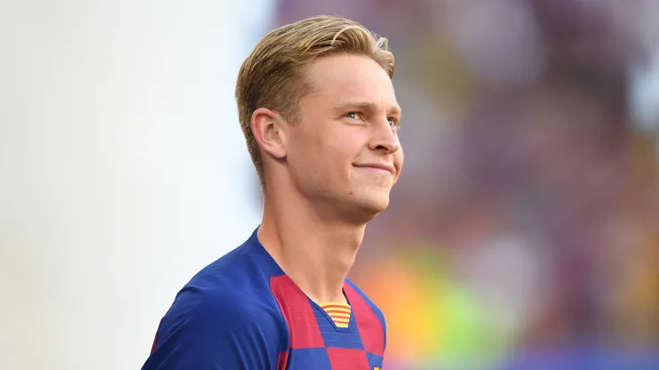 A move to Chelsea could be a pivotal moment in Frenkie de Jong's career.