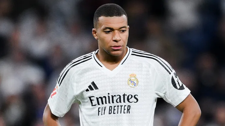 Kylian Mbappé of Real Madrid shows his dejection during the LaLiga match between Real Madrid CF and FC Barcelona at Estadio Santiago Bernabeu on October 26, 2024 in Madrid, Spain.