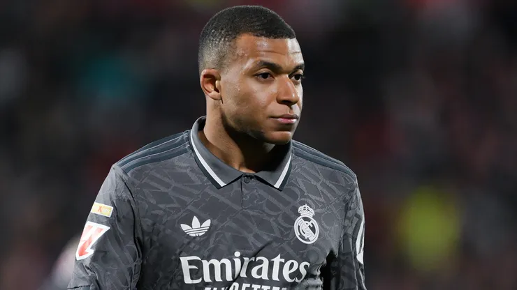 Kylian Mbappé of Real Madrid looks on during the LaLiga match between Girona FC and Real Madrid CF at Montilivi Stadium on December 07, 2024 in Girona, Spain.