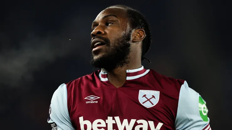 A witness described Michail Antonio as disoriented after his car crash.