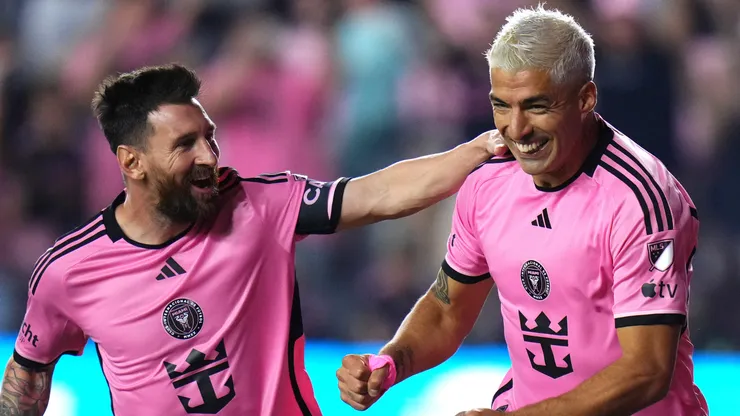 Luis Suárez #9 of Inter Miami celebrates a goal with Lionel Messi #10 during the first half against the Atlanta United during round one of the 2024 MLS Playoffs at Chase Stadium on October 25, 2024 in Fort Lauderdale, Florida.