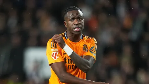 Vinícius Jr.'s red card against Valencia highlights the ongoing issues of fan behavior and player safety in soccer.