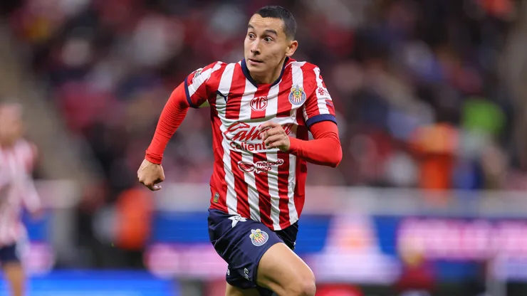 Miguel Gomez of Chivas runs off the ball during the 1st round match between Chivas and Santos Laguna.