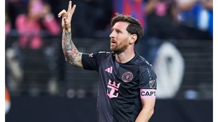 Lionel Messi celebrates his goal 1-1 of Inter Miami during the match between Inter Miami and America as part of the friendly match, at Allegiant Stadium on January 18, 2025 in Las Vegas, Nevada, United States.