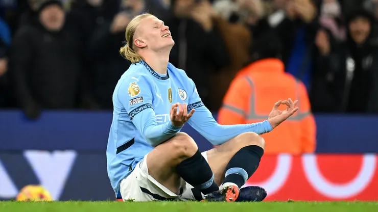 Numerous goal celebrations have caused controversy in the past, ranging from unpunished imitations to those resulting in yellow cards or fines.