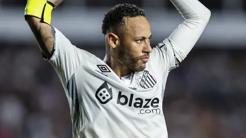 Neymar claps back at critics amid slow start at Santos: ‘I won't get back into shape all of a sudden’