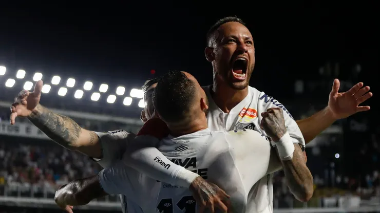 Deivid Washington has already arrived in Brazil and completed his medical examination, indicating a swift and efficient transfer process.